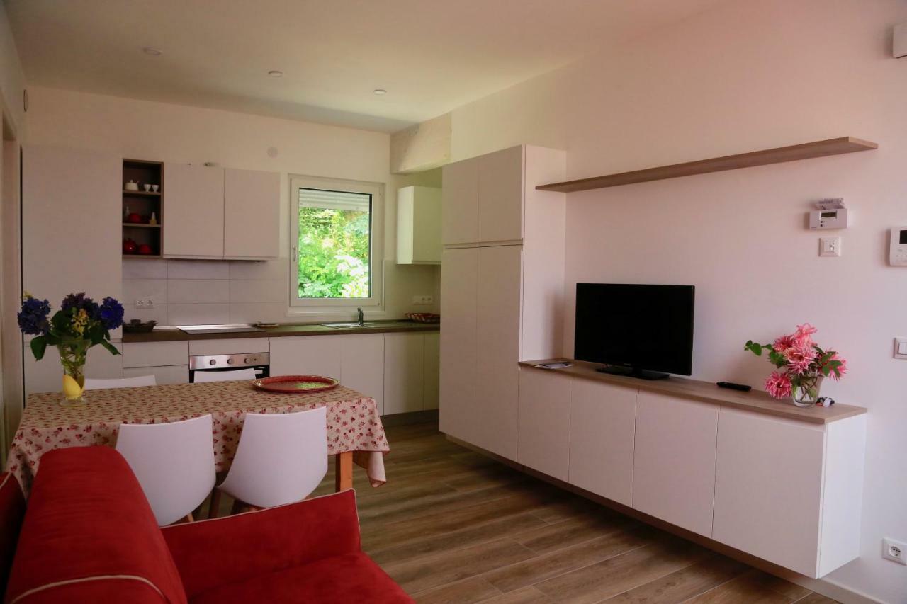 Casa Vacanze Como Брунате Экстерьер фото