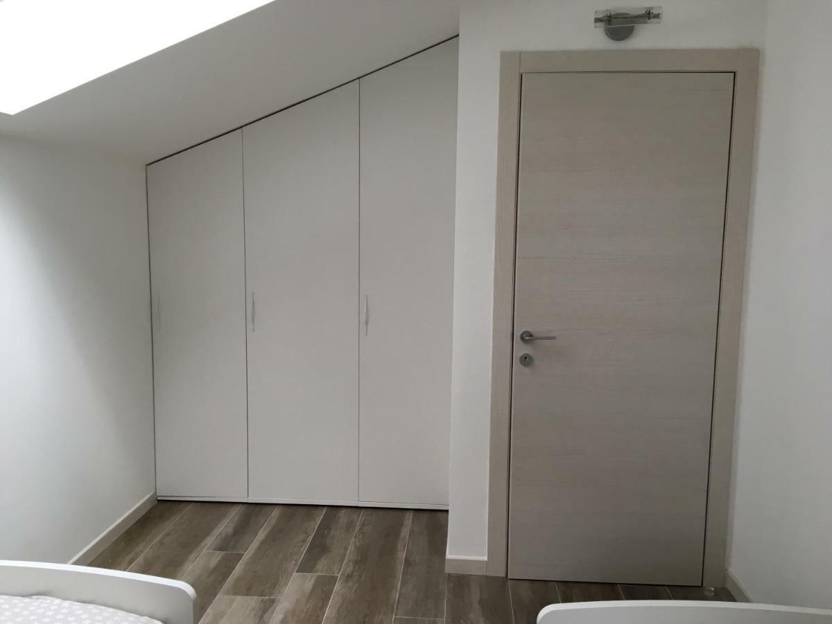 Casa Vacanze Como Брунате Экстерьер фото